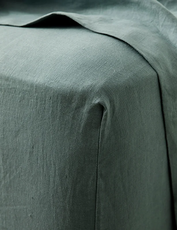 Jersey - Knit Sheets for a Comfortable and Casual BedEuropean Flax Linen Fitted Sheet by Cultiver Jersey - Knit Sheets for a Comfortable and Casual BedEuropean Flax Linen Fitted Sheet by Cultiver