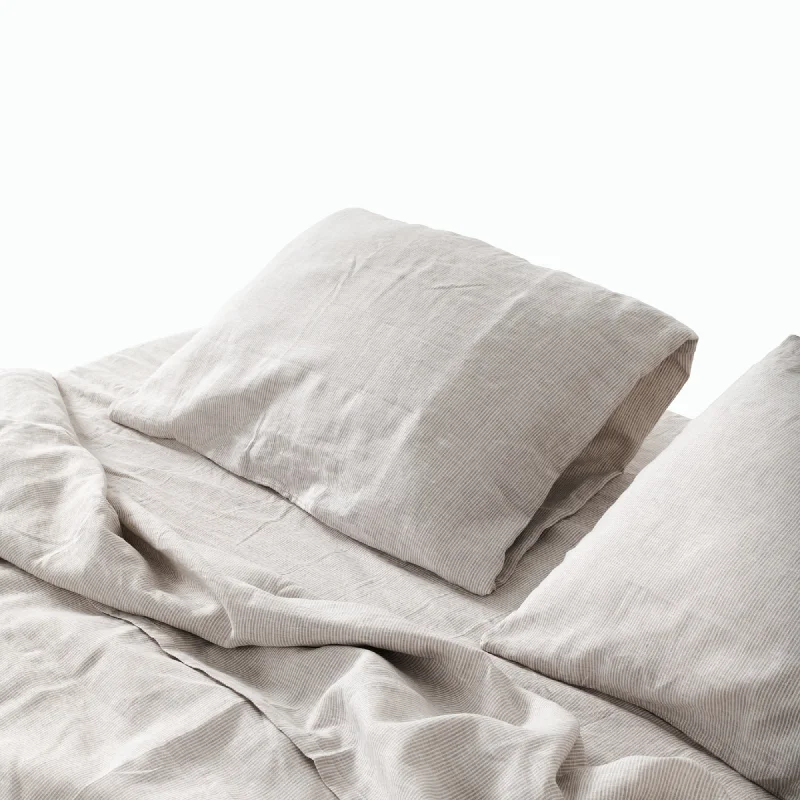 Thermal - Regulating Bamboo Sheets for All - Season ComfortPinstripe Linen Sheet Set (4 pcs) Thermal - Regulating Bamboo Sheets for All - Season ComfortPinstripe Linen Sheet Set (4 pcs)
