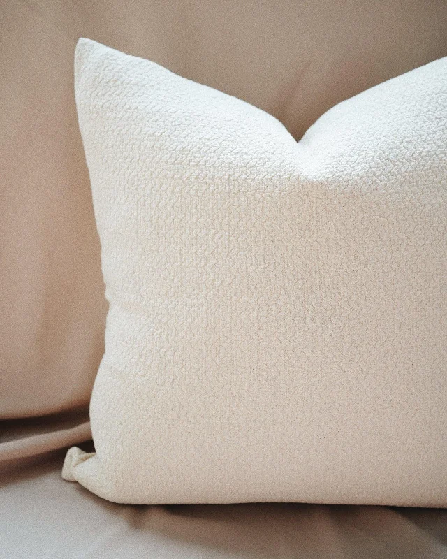Round Pillows for Boho-Style InteriorsGasalong Pillow Cover