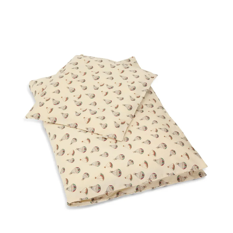 Fitted Sheets with Reinforced Corners for Long - Lasting UseKonges Sløjd Junior Bedding GOTS 140x100 Léviter Extraordinaire Fitted Sheets with Reinforced Corners for Long - Lasting UseKonges Sløjd Junior Bedding GOTS 140x100 Léviter Extraordinaire
