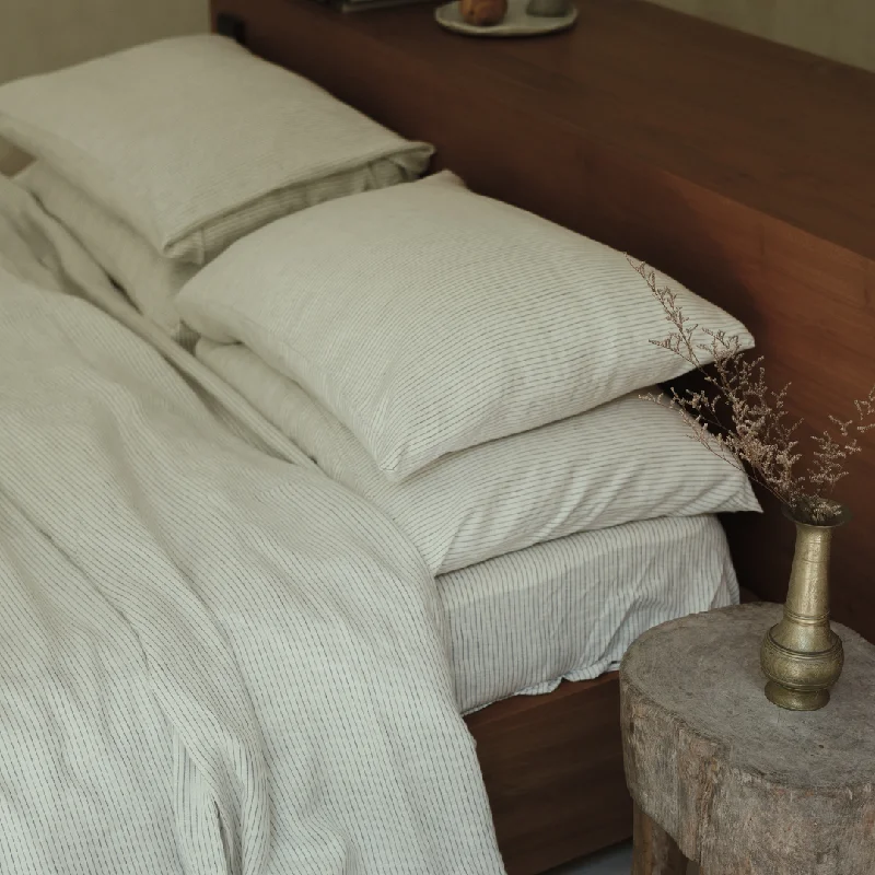 Flat Sheets with a High - Quality Finish for a Luxurious LookPencilstripe Linen Fitted Sheet Flat Sheets with a High - Quality Finish for a Luxurious LookPencilstripe Linen Fitted Sheet