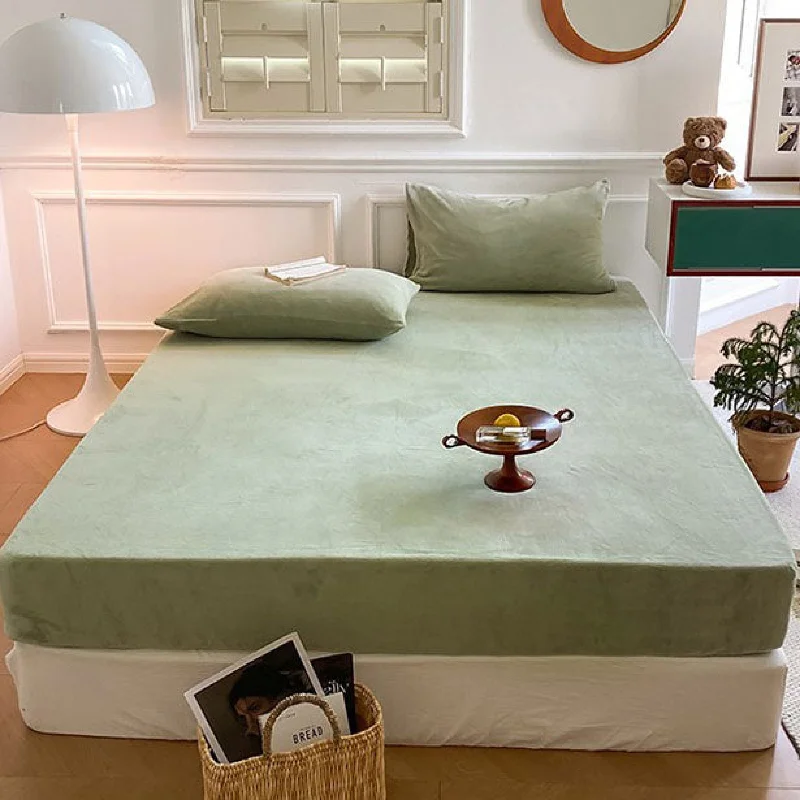 Quilted Cotton Sheets for a Warm and Inviting BedVelvet Fitted Sheet (9 Colors)
