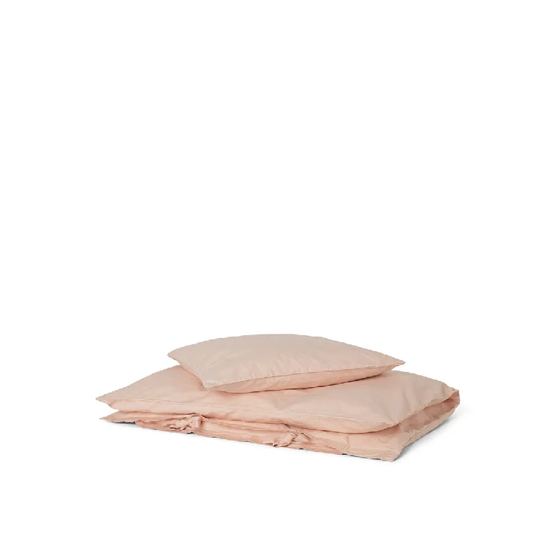 Polyester - Cotton Blend Sheets for Durability and ComfortDear April Baby Bedding, 70x100 / 40x45cm, Appleblossom Polyester - Cotton Blend Sheets for Durability and ComfortDear April Baby Bedding, 70x100 / 40x45cm, Appleblossom