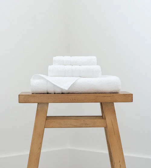 Queen - Size Sheet Sets with a European Pillowcase SetBamboo Bath Towel Set - 3 Piece Queen - Size Sheet Sets with a European Pillowcase SetBamboo Bath Towel Set - 3 Piece