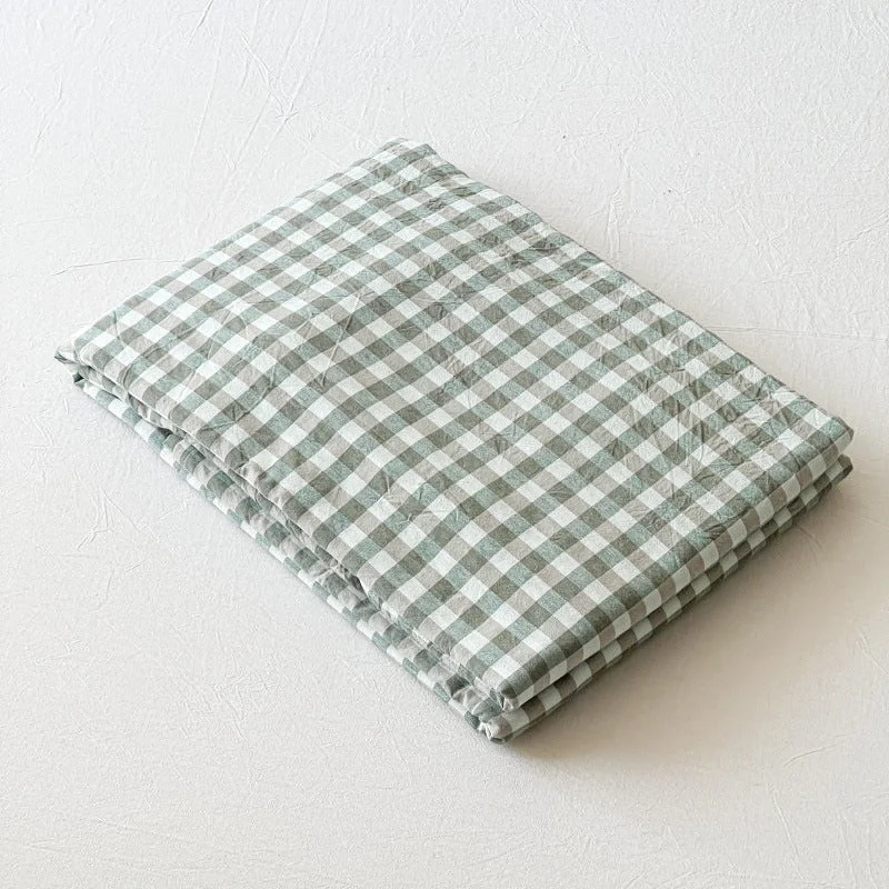 Organic Flannel Sheets for a Natural and Warm SleepAssorted Gingham & Plaid Bed Sheet / Green Organic Flannel Sheets for a Natural and Warm SleepAssorted Gingham & Plaid Bed Sheet / Green
