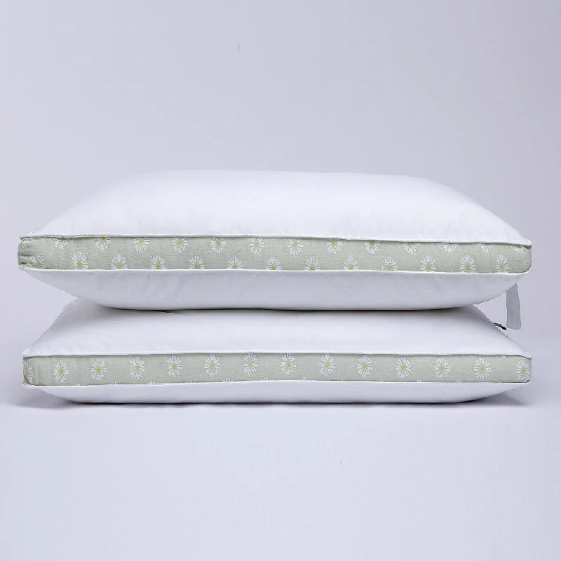 Mint Green Daisy