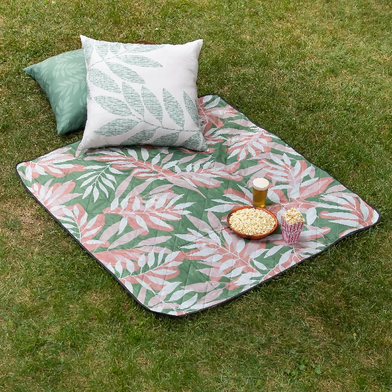King - size blankets to cover large beds comfortablyBethany Leaf Fold-Up Blanket Tote King - size blankets to cover large beds comfortablyBethany Leaf Fold-Up Blanket Tote