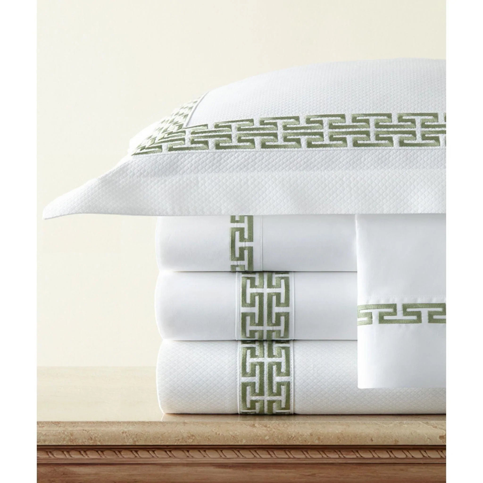 Bamboo - derived duvet covers with antibacterial and moisture - wicking propertiesAthens Duet Embroidery Design Duvet Bamboo - derived duvet covers with antibacterial and moisture - wicking propertiesAthens Duet Embroidery Design Duvet