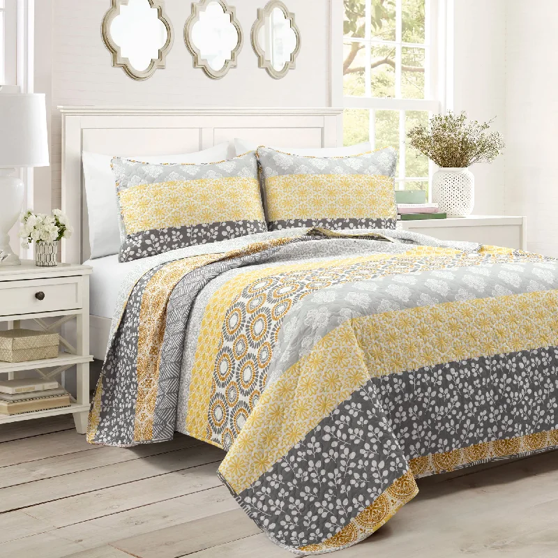 Full - size comforters suitable for full - sized beds in guest rooms or small bedroomsBohemian Stripe Reversible Oversized Cotton Quilt Yellow/Gray 3Pc Set King Full - size comforters suitable for full - sized beds in guest rooms or small bedroomsBohemian Stripe Reversible Oversized Cotton Quilt Yellow/Gray 3Pc Set King
