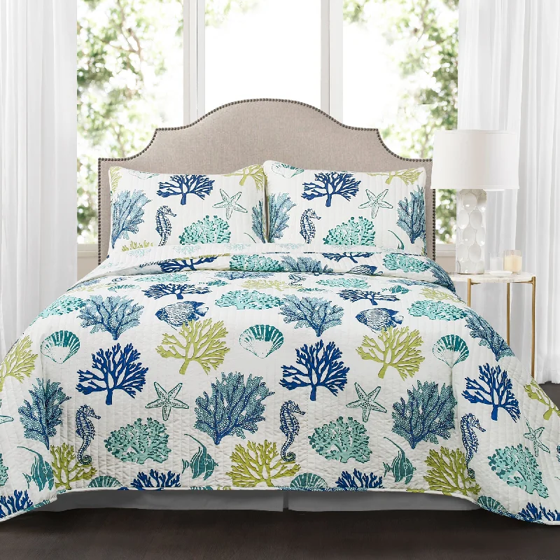 Duck down comforters with a softer feel and good warmth retentionCoastal Reef Quilt 3 Piece Set Duck down comforters with a softer feel and good warmth retentionCoastal Reef Quilt 3 Piece Set