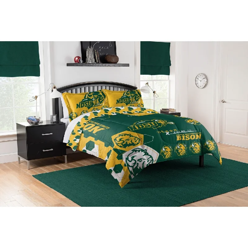 Full - size comforters suitable for full - sized beds in guest rooms or small bedroomsCOL 849 North Dakota State Hexagon Take F/Q Comforter Set Full - size comforters suitable for full - sized beds in guest rooms or small bedroomsCOL 849 North Dakota State Hexagon Take F/Q Comforter Set