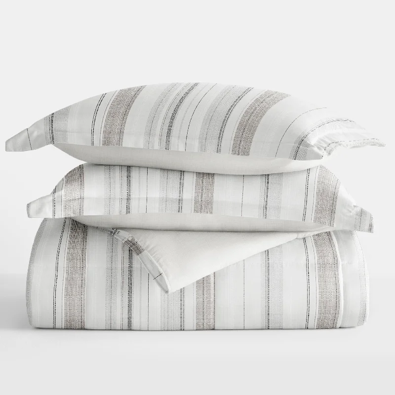 Down - filled comforters for supreme warmth and lightnessComforter Set Patterned Reversible Microfiber All Season Down-Alternative Ultra Soft Bedding Down - filled comforters for supreme warmth and lightnessComforter Set Patterned Reversible Microfiber All Season Down-Alternative Ultra Soft Bedding
