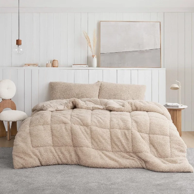 Latex - filled comforters with a bouncy texture and good supportCotton Candy - Coma Inducer® Oversized Comforter - Butterscotch Latex - filled comforters with a bouncy texture and good supportCotton Candy - Coma Inducer® Oversized Comforter - Butterscotch