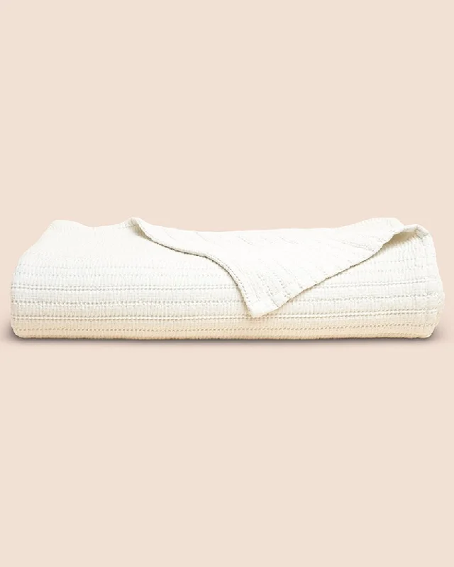 Down - filled comforters for supreme warmth and lightnessDr. Weil/PureCare Ridgeback Cotton Coverlet Down - filled comforters for supreme warmth and lightnessDr. Weil/PureCare Ridgeback Cotton Coverlet