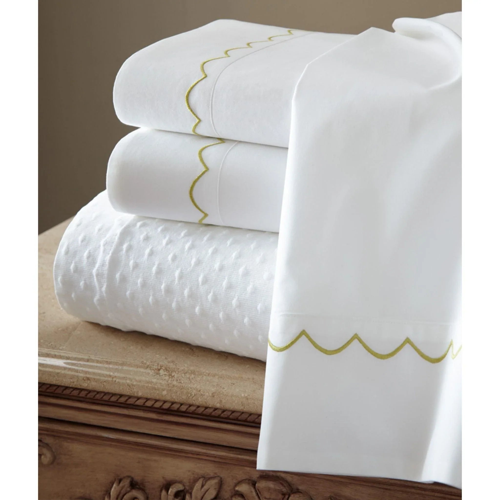 Full - size duvet covers suitable for full - sized beds in guest rooms or small bedroomsVivian Duvet Cover with Scallop Embroidery Full - size duvet covers suitable for full - sized beds in guest rooms or small bedroomsVivian Duvet Cover with Scallop Embroidery