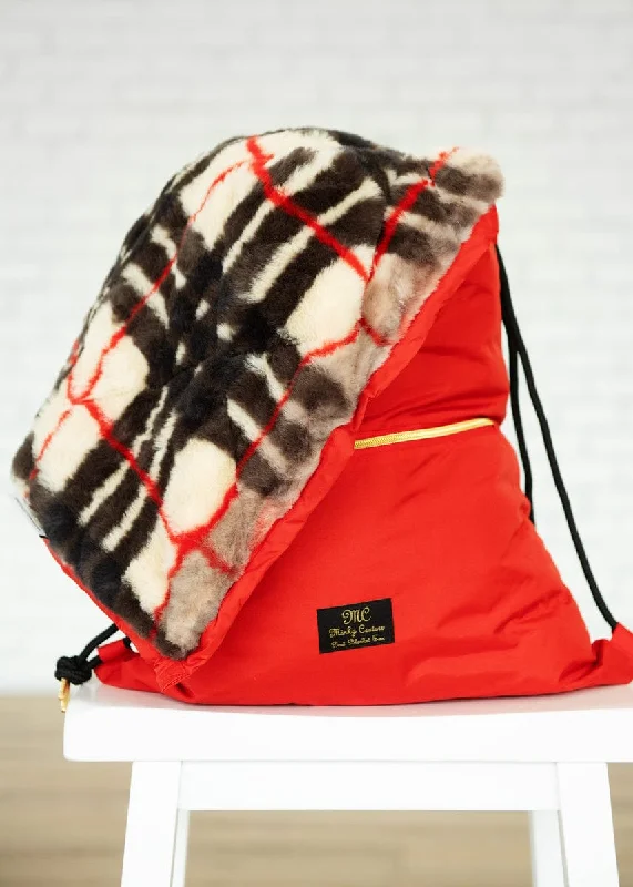 Cashmere blankets for ultimate softness and luxuryEverywhere Blanket - Game Day Red Cashmere blankets for ultimate softness and luxuryEverywhere Blanket - Game Day Red