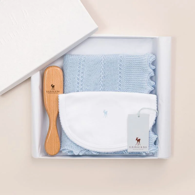 Linen blankets with a rustic and textured lookG.H.Hurt & Son Newborn Baby Gift Set - Blue Linen blankets with a rustic and textured lookG.H.Hurt & Son Newborn Baby Gift Set - Blue