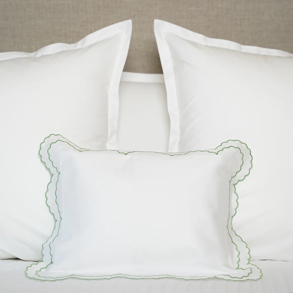 Ombre - colored duvet covers with a gradient effect for a trendy and unique styleGli Smerli Embroidery Duvet & Shams Collection Ombre - colored duvet covers with a gradient effect for a trendy and unique styleGli Smerli Embroidery Duvet & Shams Collection
