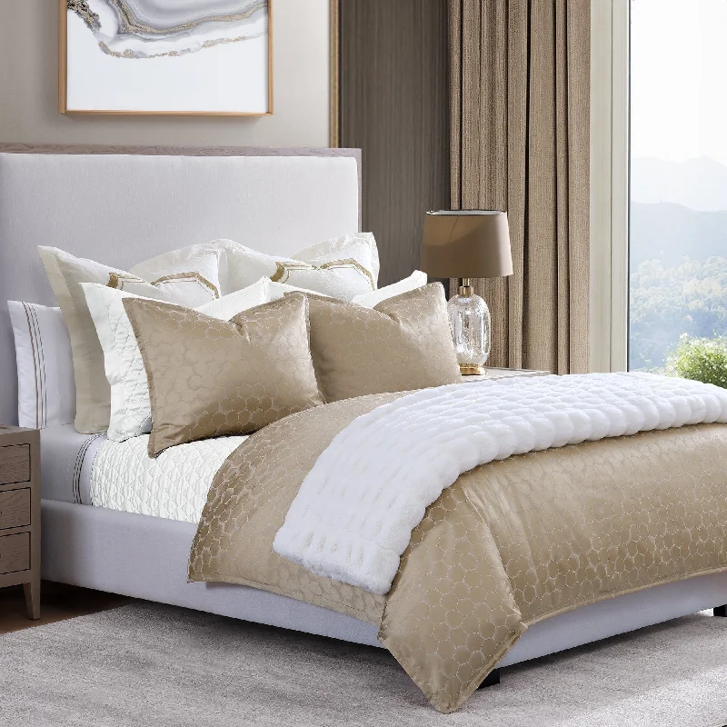 Wool - filled comforters with natural moisture - wicking and temperature - regulating featuresHoneycomb Jacquard Bedding Set Wool - filled comforters with natural moisture - wicking and temperature - regulating featuresHoneycomb Jacquard Bedding Set
