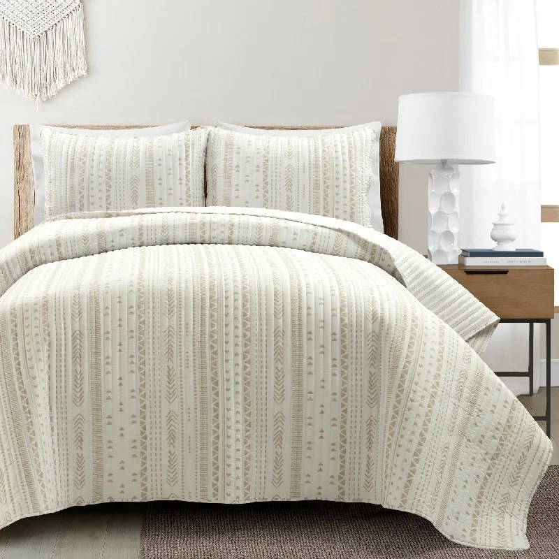 Down - filled comforters for supreme warmth and lightnessHygge Stripe Oversized Rev. Quilt Neutral 3Pc Set Full/Queen Down - filled comforters for supreme warmth and lightnessHygge Stripe Oversized Rev. Quilt Neutral 3Pc Set Full/Queen