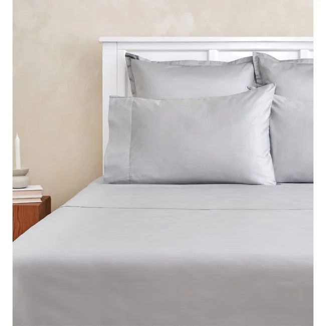 Machine - washable duvet covers for hassle - free cleaningImpressions Duvet and Shams - Queen Machine - washable duvet covers for hassle - free cleaningImpressions Duvet and Shams - Queen