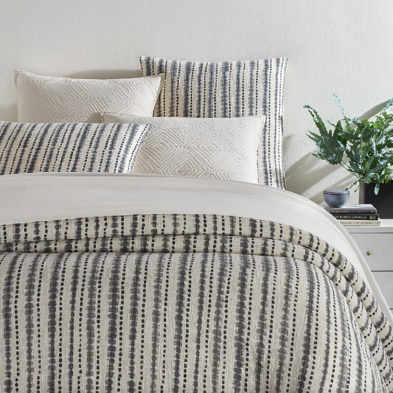 Organic cotton duvet covers for a chemical - free and eco - friendly optionKelso Collection Organic cotton duvet covers for a chemical - free and eco - friendly optionKelso Collection
