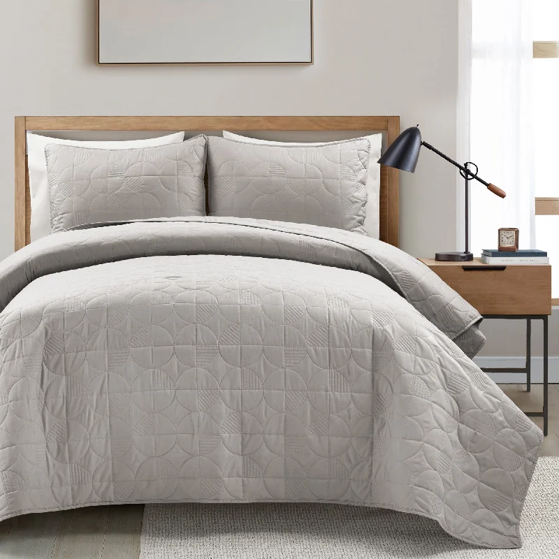 Microfiber - filled comforters that are lightweight and easy to care forMid Century Circle Cotton Quilt 3 Piece Set Microfiber - filled comforters that are lightweight and easy to care forMid Century Circle Cotton Quilt 3 Piece Set