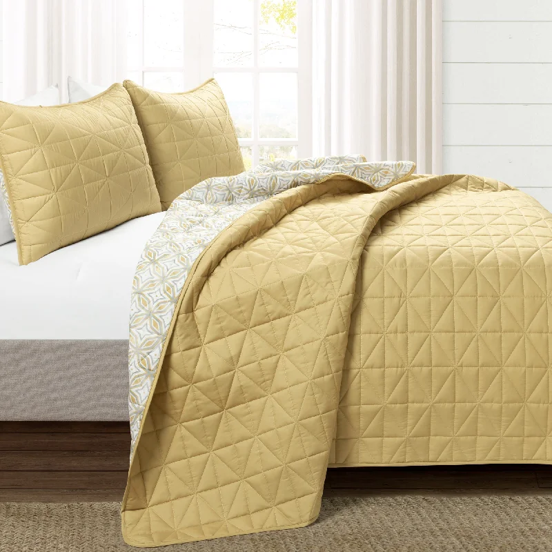 Synthetic - filled comforters like polyester for affordability and hypoallergenic propertiesMid Century Modern Geo Reversible Quilt 3 Piece Set Synthetic - filled comforters like polyester for affordability and hypoallergenic propertiesMid Century Modern Geo Reversible Quilt 3 Piece Set