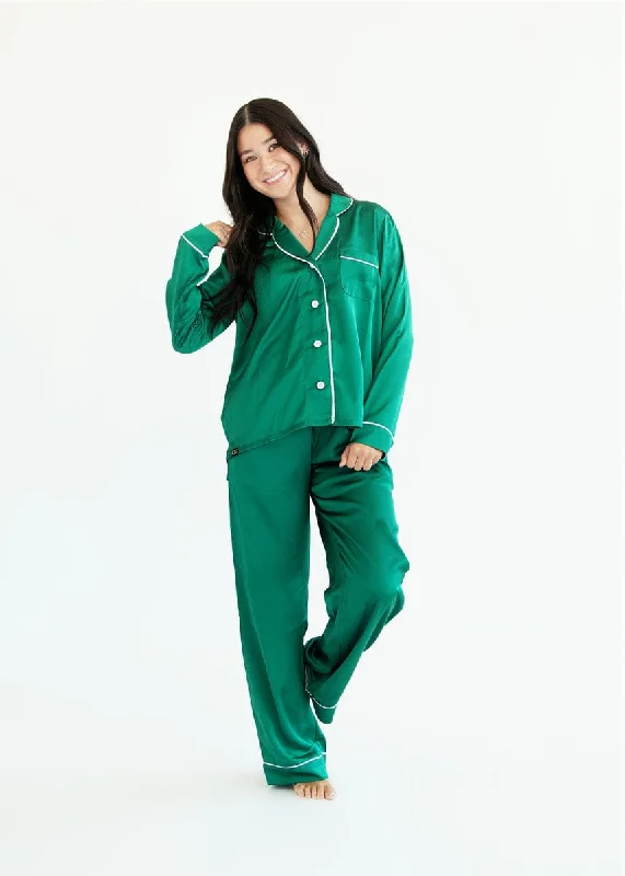 Queen - size blankets for standard - sized bedsMiddle of the Night Pajamas Satin - Green - Final Sale Queen - size blankets for standard - sized bedsMiddle of the Night Pajamas Satin - Green - Final Sale