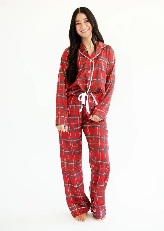Alpaca wool blankets for a hypoallergenic and warm optionMiddle of the Night Pajamas Satin - Red Plaid - Final Sale Alpaca wool blankets for a hypoallergenic and warm optionMiddle of the Night Pajamas Satin - Red Plaid - Final Sale