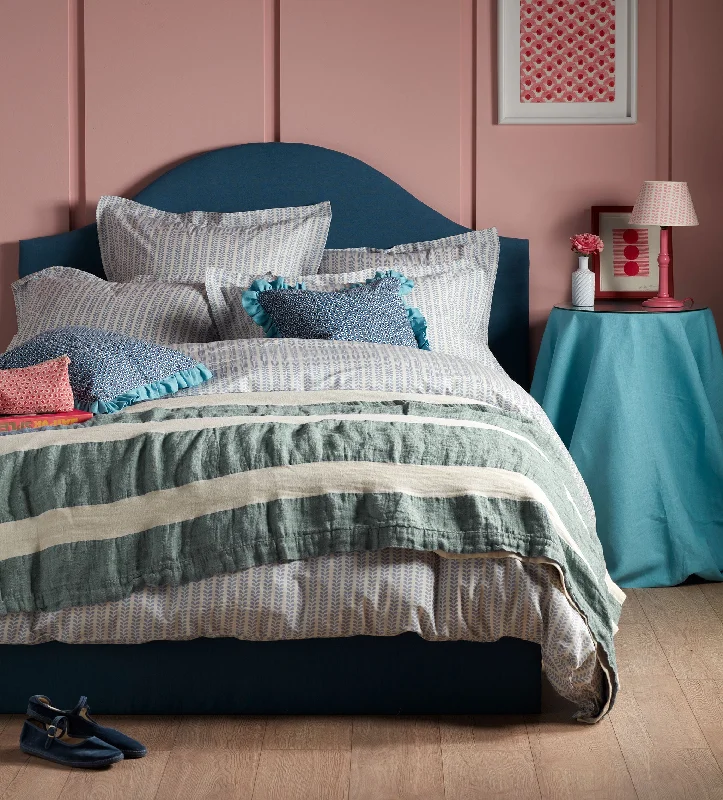 Clearance - priced duvet covers for a great deal on last - season modelsBed duvet covers to enhance the comfort and aesthetics of the bedroomMolly Mahon Blue Bindi 100% Cotton Duvet Cover Clearance - priced duvet covers for a great deal on last - season modelsBed duvet covers to enhance the comfort and aesthetics of the bedroomMolly Mahon Blue Bindi 100% Cotton Duvet Cover