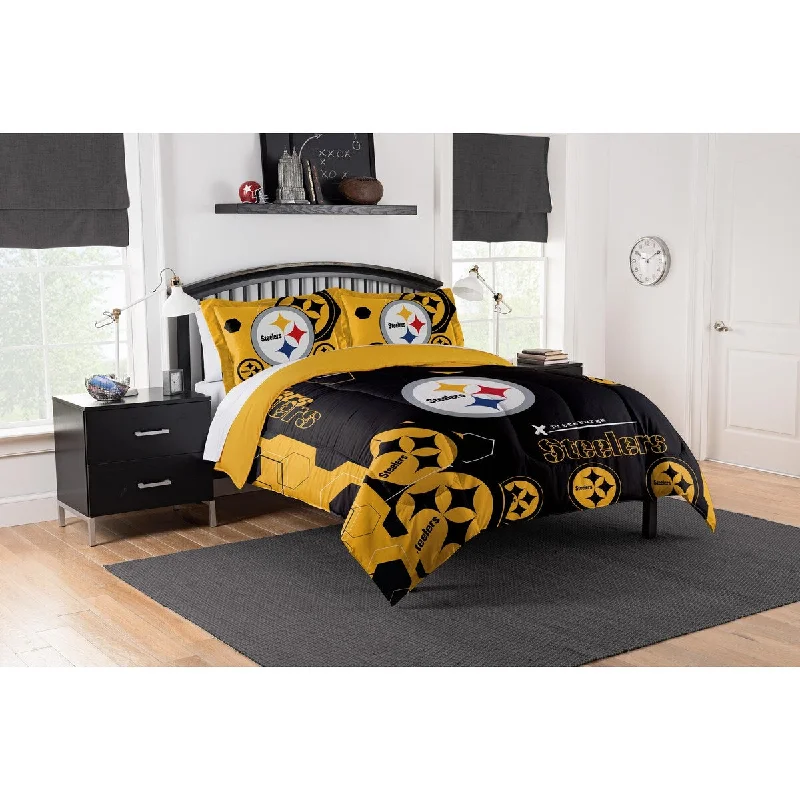 Queen - size comforters for standard queen - sized mattressesNFL 849 Steelers Hexagon F/Q Comforter Set Queen - size comforters for standard queen - sized mattressesNFL 849 Steelers Hexagon F/Q Comforter Set