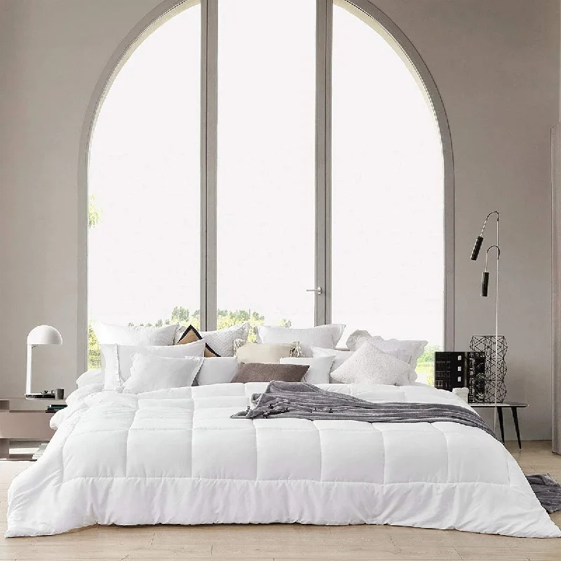 Silk - filled comforters for a luxurious and smooth touchNomadic™ Alaskan - Ultimate Oversized King Comforter (120" x 120") Silk - filled comforters for a luxurious and smooth touchNomadic™ Alaskan - Ultimate Oversized King Comforter (120" x 120")