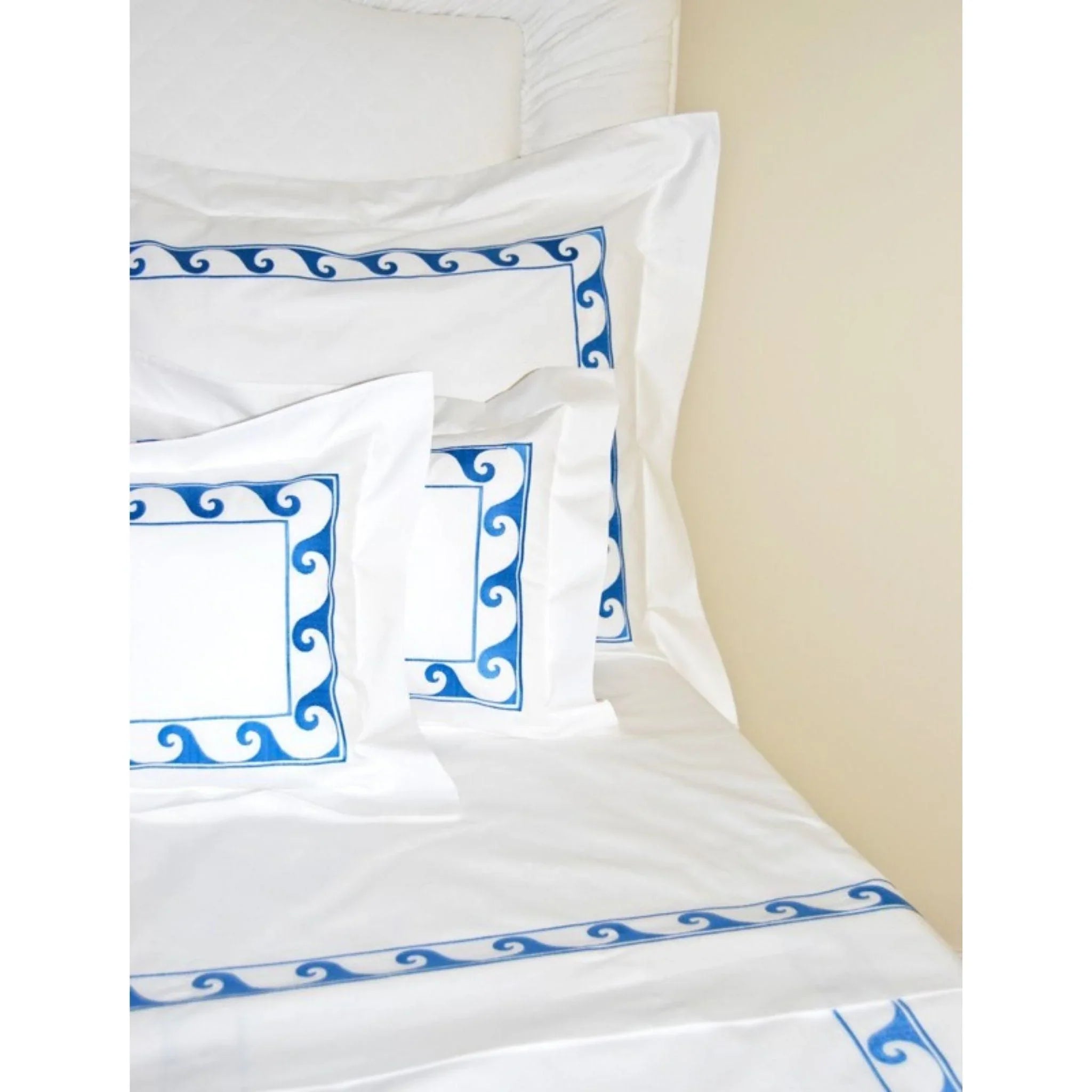 Bamboo - derived duvet covers with antibacterial and moisture - wicking propertiesOcean Waves Duvet Cover Bamboo - derived duvet covers with antibacterial and moisture - wicking propertiesOcean Waves Duvet Cover