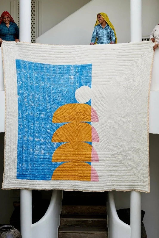 King - size comforters to fit large king - sized beds perfectlyMountain Top Quilt