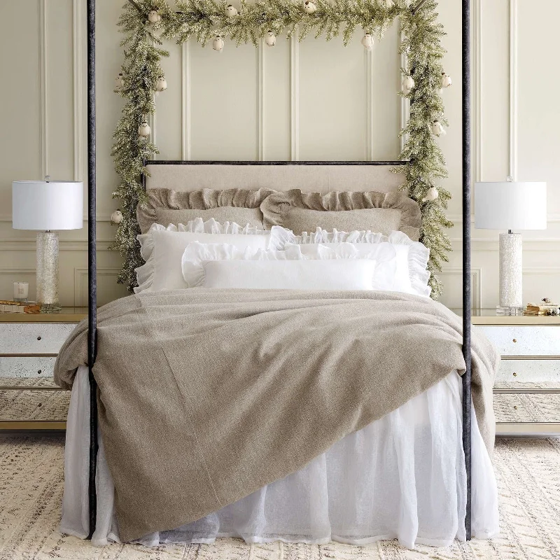 Full - size duvet covers suitable for full - sized beds in guest rooms or small bedroomsPine Cone Hill Stone Washed Linen Duvet Cover Full - size duvet covers suitable for full - sized beds in guest rooms or small bedroomsPine Cone Hill Stone Washed Linen Duvet Cover