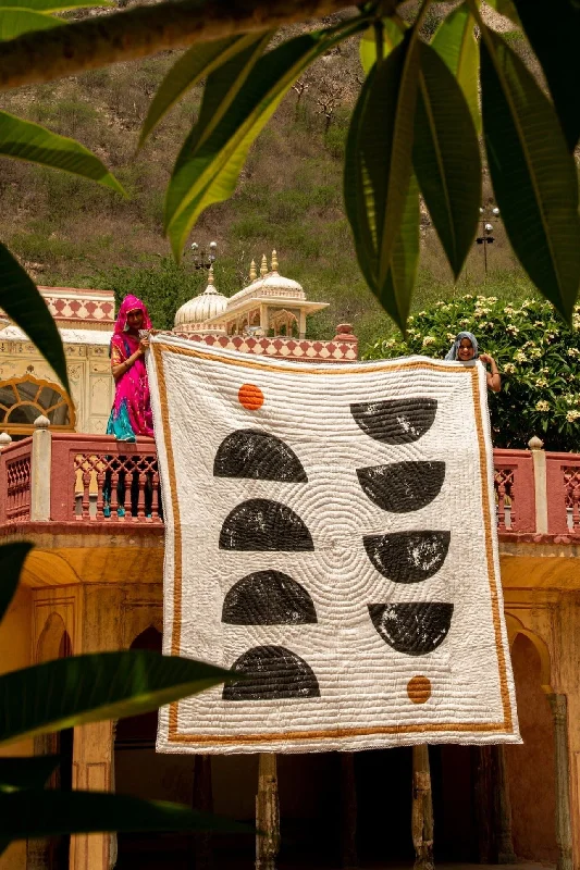 Wool - filled comforters with natural moisture - wicking and temperature - regulating featuresPlentiful Quilt
