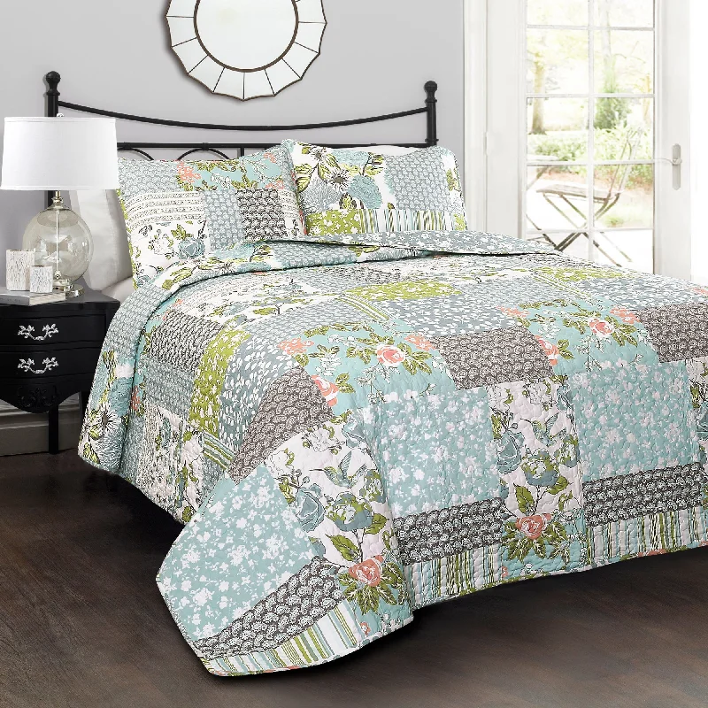 Bamboo - fiber - filled comforters with antibacterial and breathable qualitiesRoesser Quilt 3 Piece Set Bamboo - fiber - filled comforters with antibacterial and breathable qualitiesRoesser Quilt 3 Piece Set