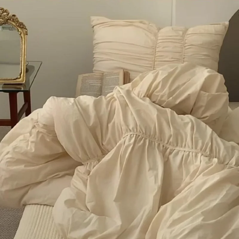 Mid - priced duvet covers with a good balance of quality and costRoyal Duvet Cover / Beige Mid - priced duvet covers with a good balance of quality and costRoyal Duvet Cover / Beige