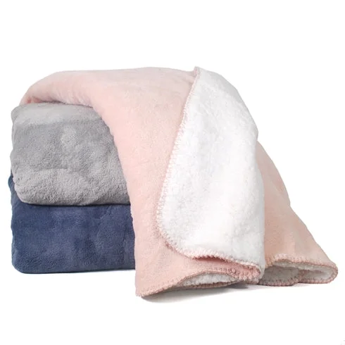 Recycled polyester blankets for an eco - conscious optionSherpini Throws and Blankets Recycled polyester blankets for an eco - conscious optionSherpini Throws and Blankets
