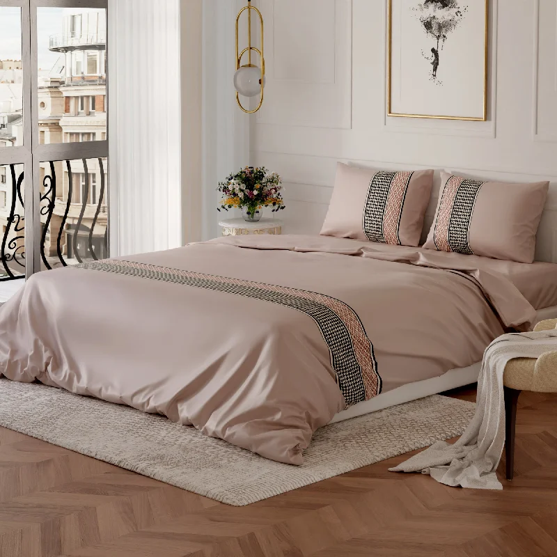 Queen - size comforters for standard queen - sized mattressesEstate of Kings Comforter Set Queen - size comforters for standard queen - sized mattressesEstate of Kings Comforter Set