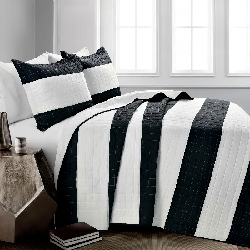Microfiber - filled comforters that are lightweight and easy to care forStripe 3 Piece Quilt Set Microfiber - filled comforters that are lightweight and easy to care forStripe 3 Piece Quilt Set
