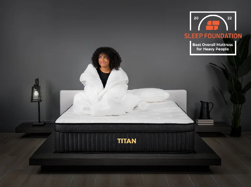 Latex mattresses with natural bounce and breathabilityTitan Plus Luxe