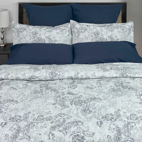 Tie - closure duvet covers with fabric ties for a more decorative and adjustable optionVintage Paisley Duvet and Shams - Queen Tie - closure duvet covers with fabric ties for a more decorative and adjustable optionVintage Paisley Duvet and Shams - Queen