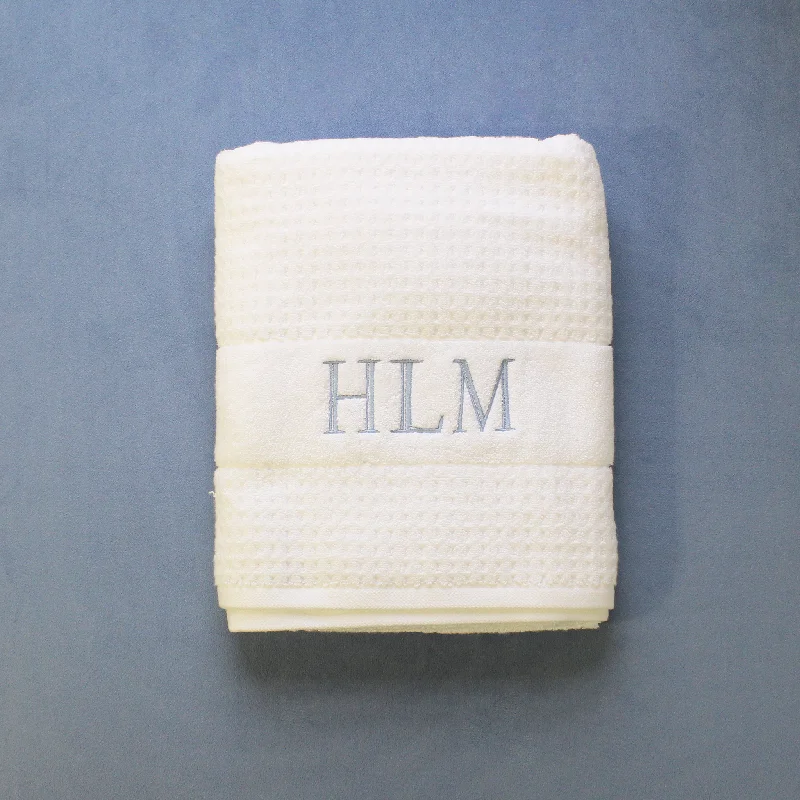 Bed skirts for beds with a round frameWaffle Cotton Bath Towel - White
