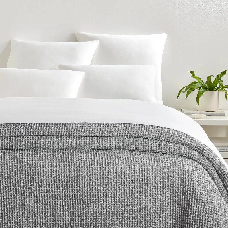 Silk blankets with a smooth and elegant touchWaffle Grey Blanket