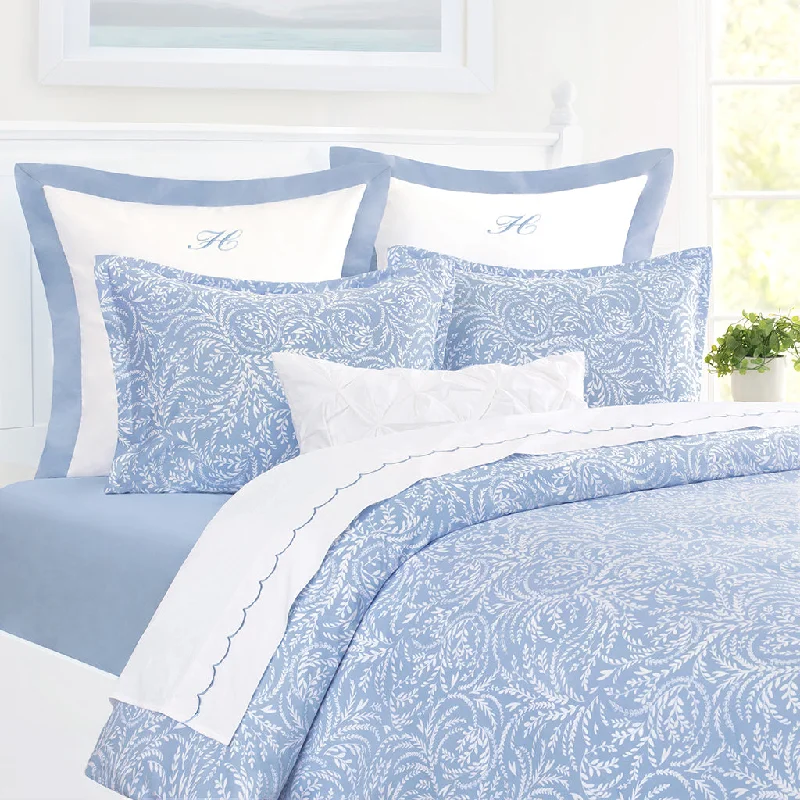 Light - blocking duvet covers for a better sleep during the dayWilder Cornflower Blue Duvet Cover Light - blocking duvet covers for a better sleep during the dayWilder Cornflower Blue Duvet Cover