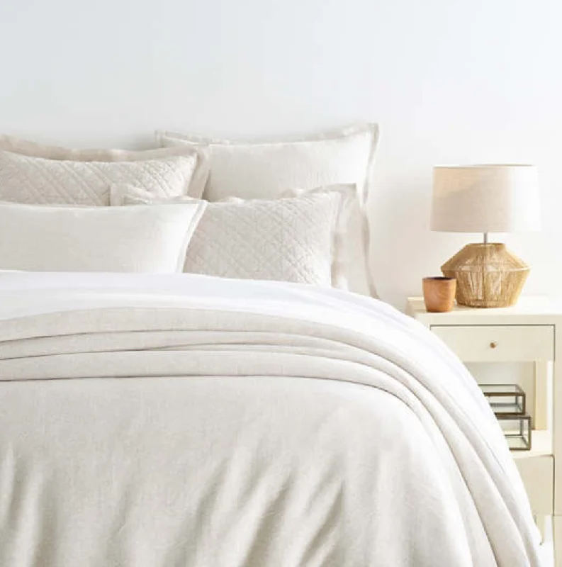 Floral - printed duvet covers for a romantic and feminine touchWilton Duvet Cover