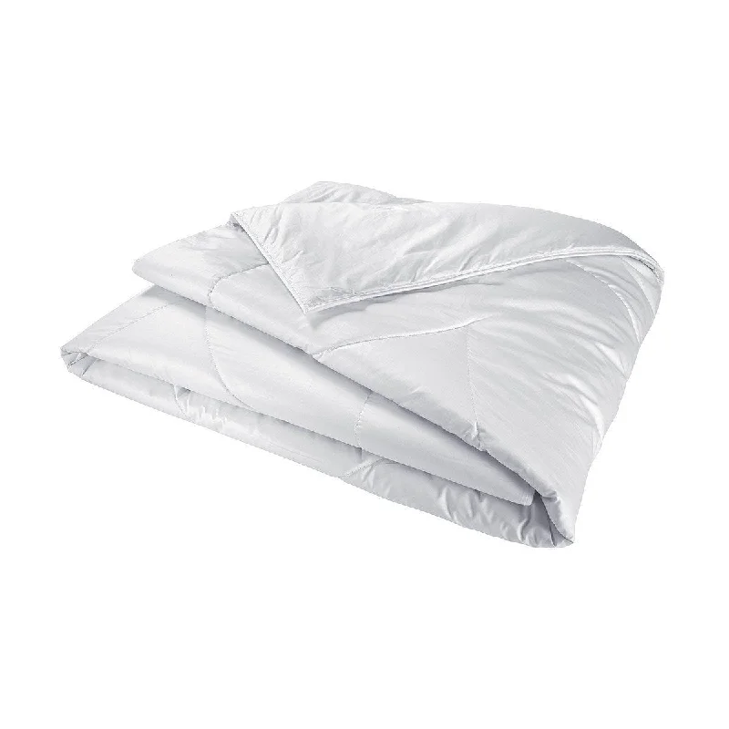 Queen - size comforters for standard queen - sized mattressesMandarin Silk Comforter by Yves Delorme Queen - size comforters for standard queen - sized mattressesMandarin Silk Comforter by Yves Delorme